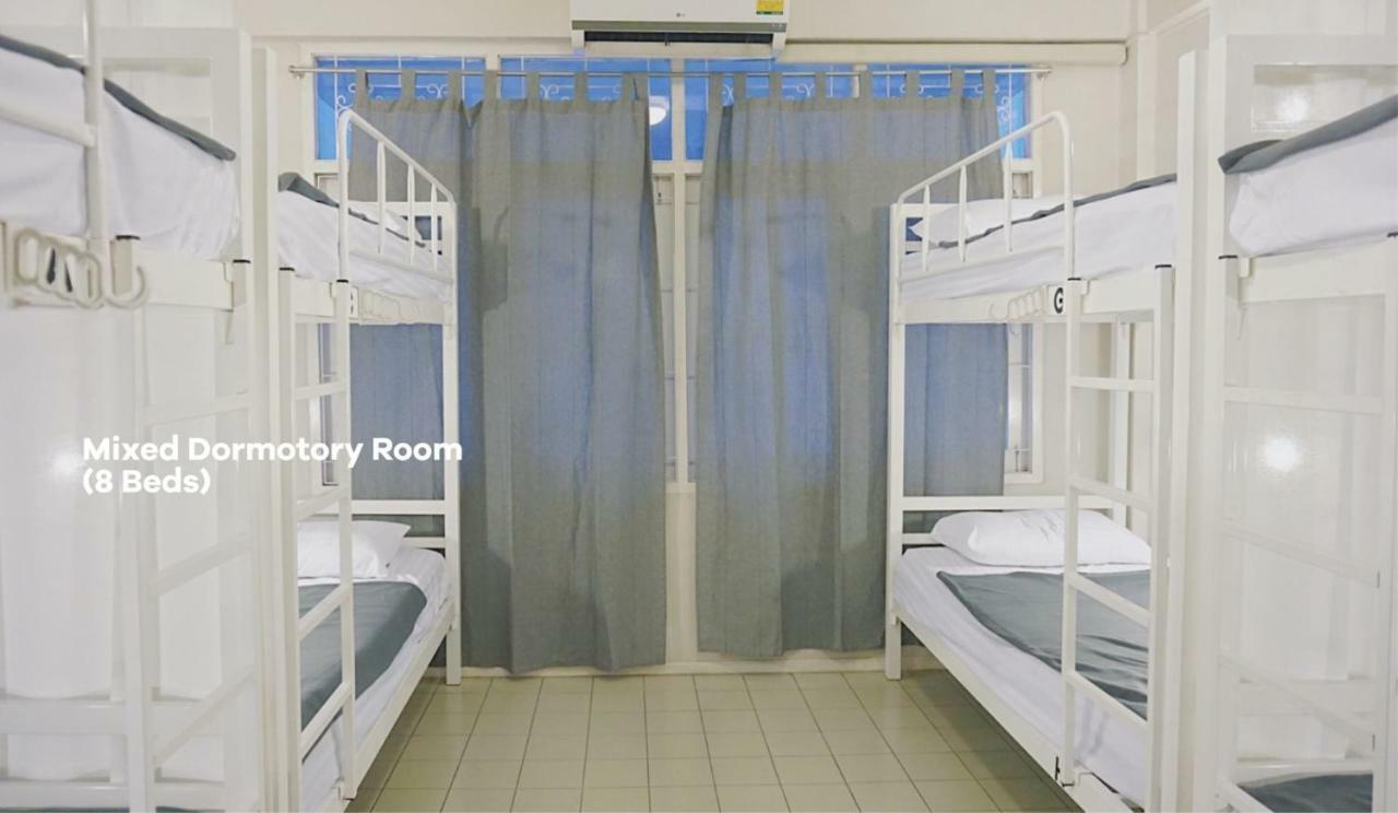 Need Sleep Hostel Bangkok Esterno foto